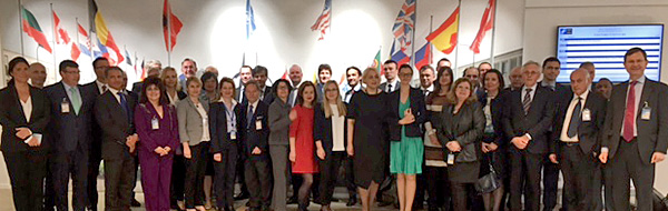Przedstawiciele najwyższych organów kontroli państw członkowskich NATO, zdjęcie pamiątkowe po spotkaniu z Międzynarodową Radą Audytorów NATO (IBAN)