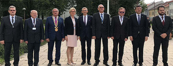 Szefowie najwyższych organów kontroli Grupy Wyszehradzkiej oraz Austrii i Słowenii (tzw. grupa V4+2) oraz Białorusi i Mołdawii