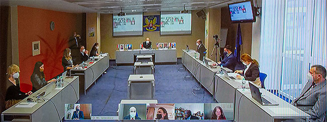 Zdjęcie z wideokonferencji na temat raportu z przeglądu partnerskiego NOK Słowacji