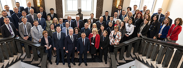 Pamiątkowe zdjęcie ze spotkania grupy roboczej EUROSAI TFMA (Task Force Municipalities Audit)